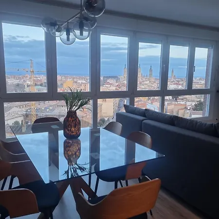 La Parada De San Domingo 2 아파트